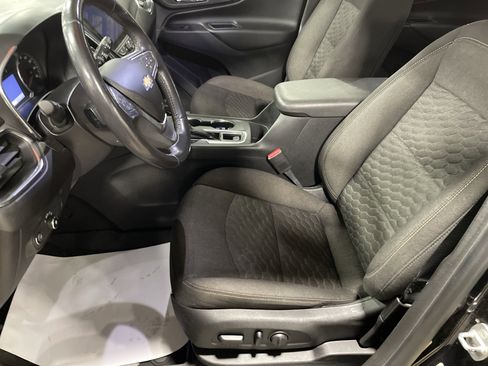 Used 2019 Chevrolet Equinox LT image 10
