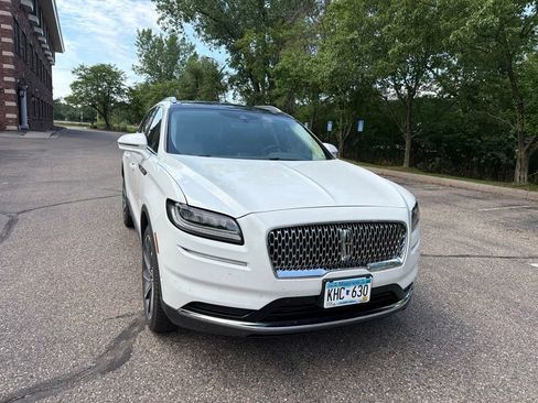 Used 2022 Lincoln Nautilus Reserve w/ Equipment Group 201A AWD/4WD image 30