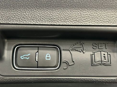 Used 2023 Ford Explorer XLT w/ Equipment Group 202A image 30