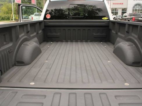 Used 2019 Ford F150 XLT w/ Equipment Group 302A Luxury AWD/4WD image 11
