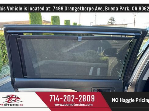 Used 2016 Toyota Highlander XLE AWD/4WD image 38