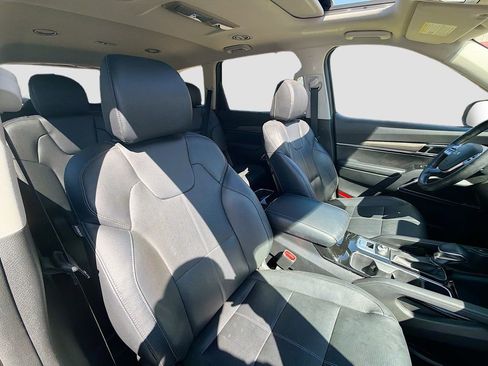 Used 2022 Kia Telluride EX w/ EX Premium Package FWD image 32