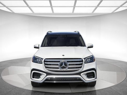 New 2026 Mercedes-Benz GLS 580 4MATIC image 6