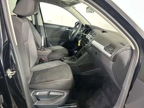 Used 2021 Volkswagen Tiguan S image 26