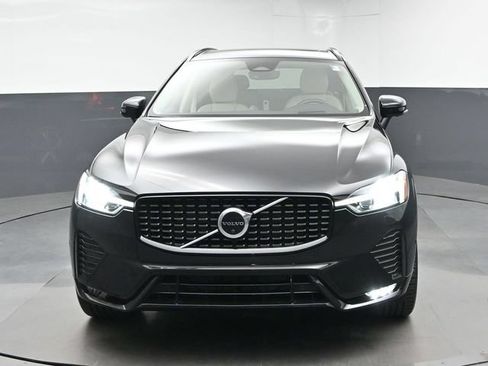Used 2023 Volvo XC60 B5 Ultimate AWD/4WD image 3