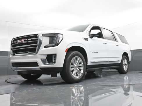 Used 2024 GMC Yukon XL SLT image 31