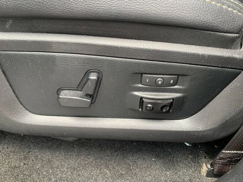 Used 2017 RAM 2500 Laramie w/ Sport Appearance Group AWD/4WD image 25
