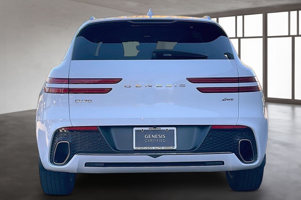 Used 2022 Genesis GV70 2.5T AWD/4WD image 6