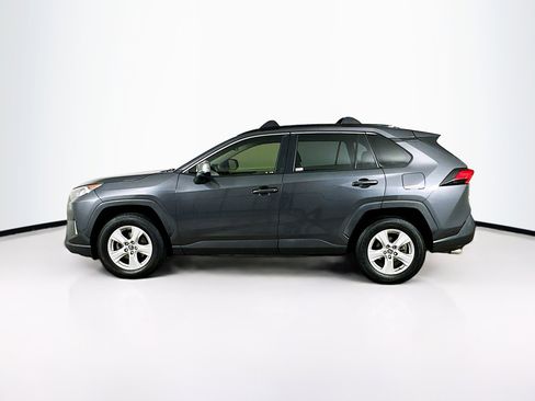 Used 2019 Toyota RAV4 XLE image 4