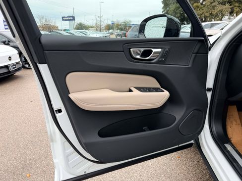 New 2026 Volvo XC60 B5 Plus w/ Protection Package Premier image 11