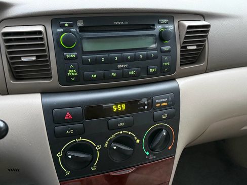 Used 2007 Toyota Corolla LE w/ Audio Value Pkg image 27