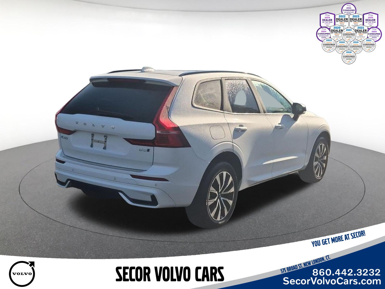 Used 2024 Volvo XC60 B5 Core w/ Protection Package Premier AWD/4WD image 6