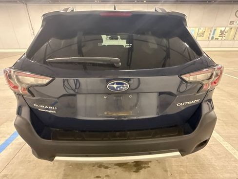 Used 2024 Subaru Outback Limited AWD/4WD image 3