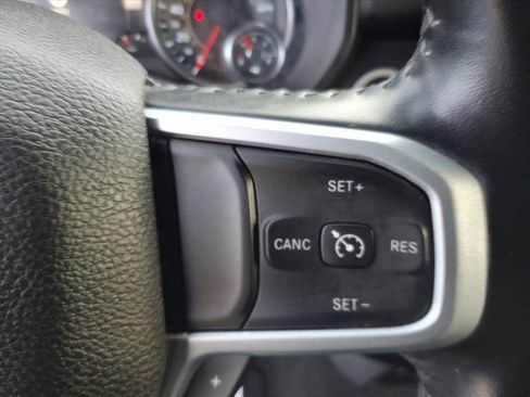 Used 2022 RAM 1500 Big Horn image 40