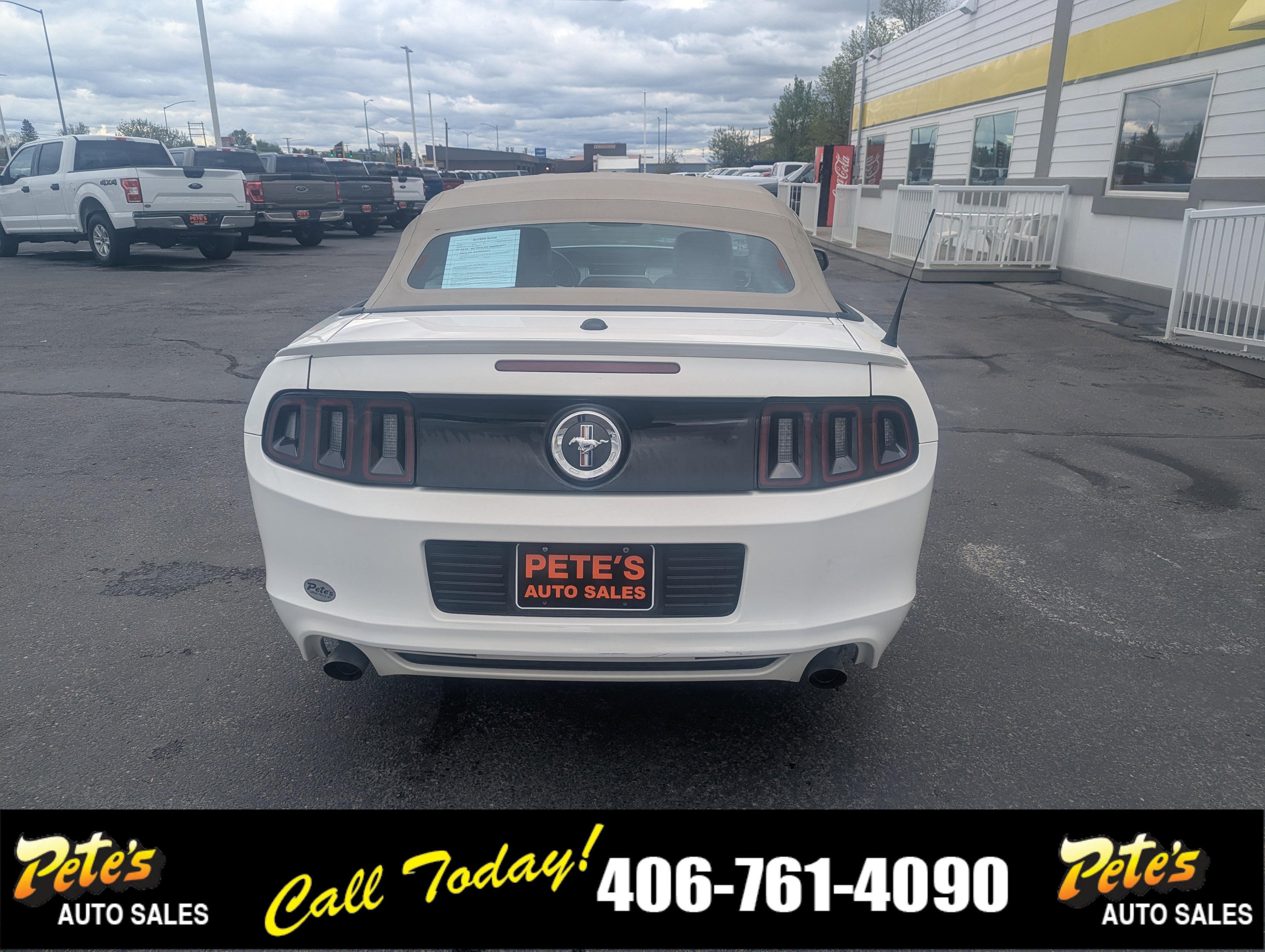 Used 2013 Ford Mustang Premium RWD image 3