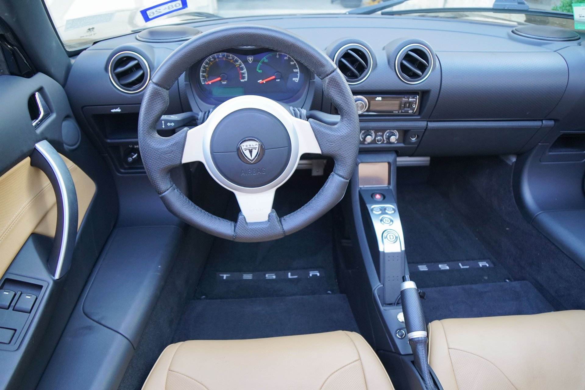 Used 2010 Tesla Roadster RWD image 20
