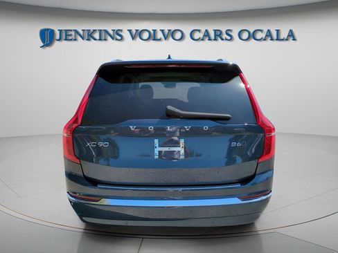 Used 2024 Volvo XC90 B6 Ultimate w/ Protection Package Premier AWD/4WD image 4