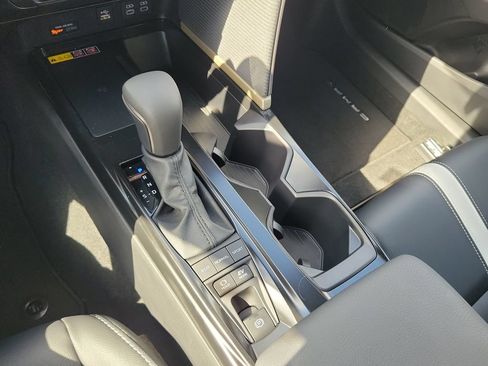 New 2026 Toyota Camry SE w/ Convenience Package FWD image 18