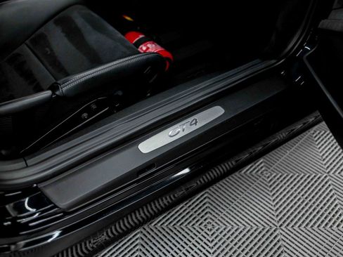 Used 2016 Porsche Cayman GT4 RWD image 47