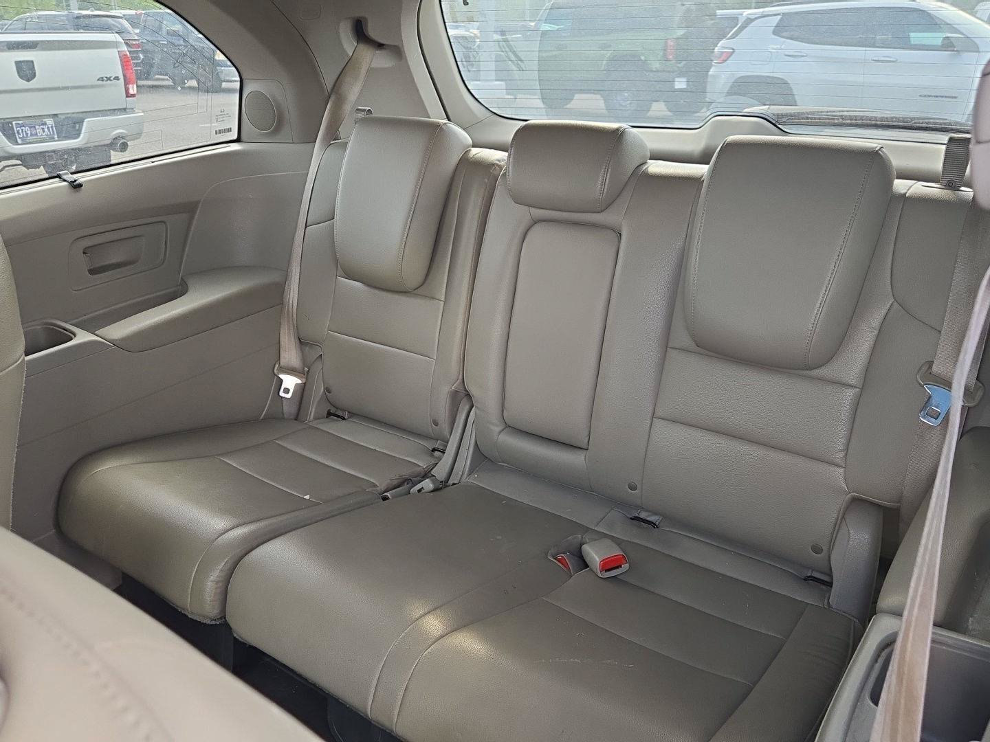 Used 2015 Honda Odyssey Touring image 14