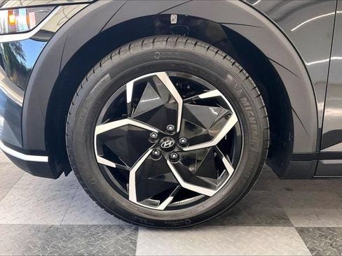 Used 2024 Hyundai Ioniq 5 SEL AWD/4WD image 8