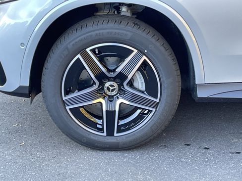 New 2026 Mercedes-Benz GLC 300 4MATIC image 16