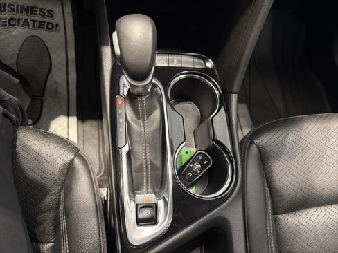 Used 2023 Buick Encore GX Essence w/ Experience Buick Package FWD image 26