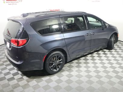 Used 2020 Chrysler Pacifica Touring-L