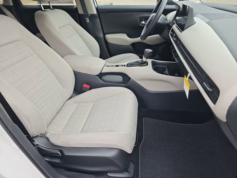 New 2026 Honda HR-V LX image 12