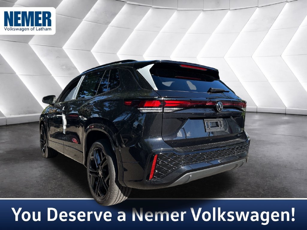 New 2026 Volkswagen Tiguan SE R-Line AWD/4WD image 2