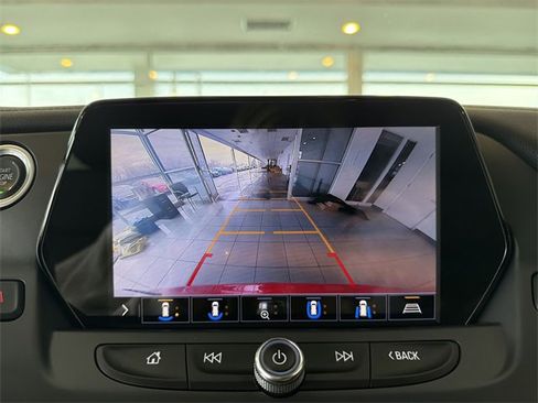 Used 2020 Chevrolet Blazer LT w/ Sound & Technology Package image 27