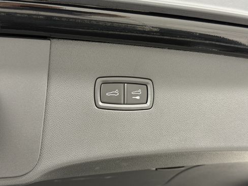 Certified 2026 Porsche Cayenne Coupe AWD/4WD image 65