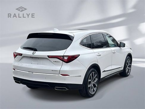 Used 2023 Acura MDX SH-AWD w/ Technology Package image 6