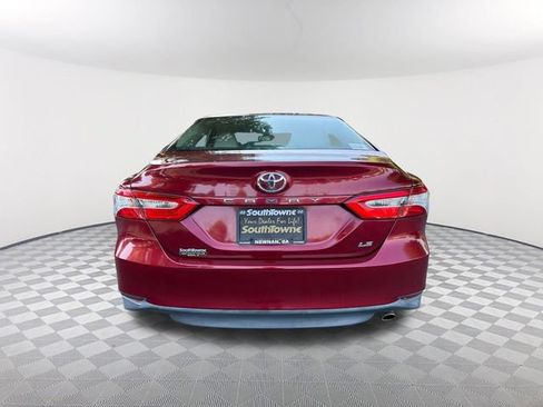 Used 2018 Toyota Camry LE w/ Convenience Package FWD image 6
