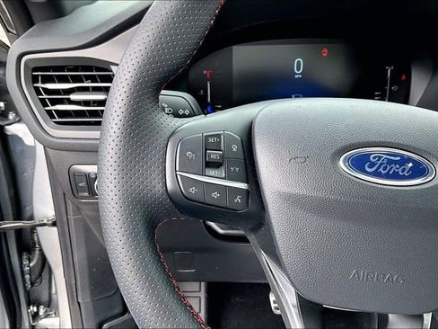 Used 2024 Ford Escape ST-Line w/ Tech Pack #1 AWD/4WD image 11