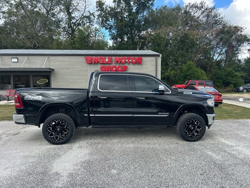 Used 2019 RAM 1500 Limited image 1