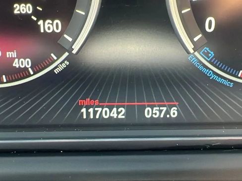 Used 2014 BMW 535i xDrive Sedan AWD/4WD image 12