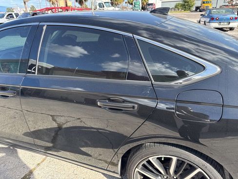 Used 2023 Honda Accord Touring image 12