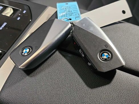 Used 2024 BMW iX xDrive50 w/ Sport Package AWD/4WD image 35