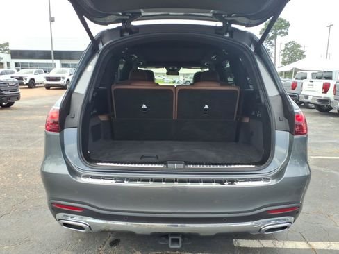 Used 2024 Mercedes-Benz GLS 450 4MATIC image 5