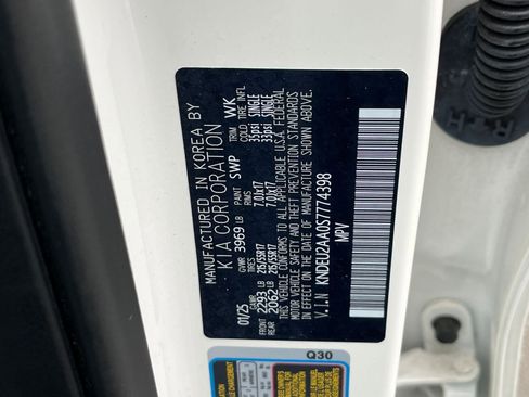 Used 2025 Kia Seltos S FWD image 29