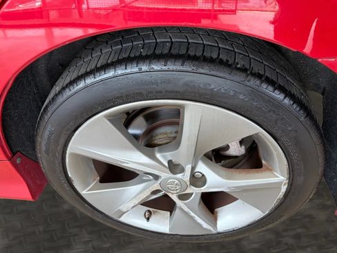 Used 2014 Toyota Camry SE FWD image 35
