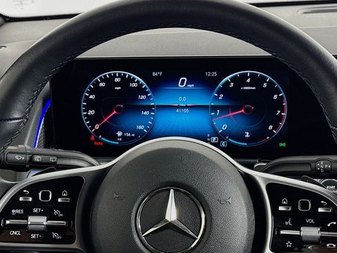 Certified 2022 Mercedes-Benz GLB 250 image 20