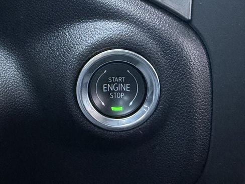 Used 2026 Chevrolet Silverado 1500 Custom RWD image 19