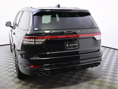 New 2026 Lincoln Aviator Reserve w/ Jet Appearance Package image 4