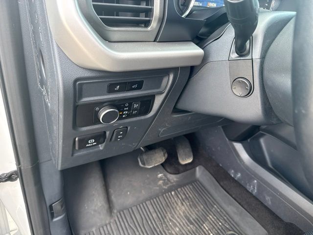 Used 2022 Ford Expedition XLT AWD/4WD image 16