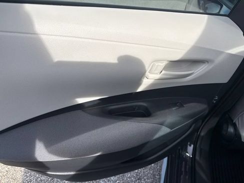 Used 2024 Toyota Corolla LE FWD image 21