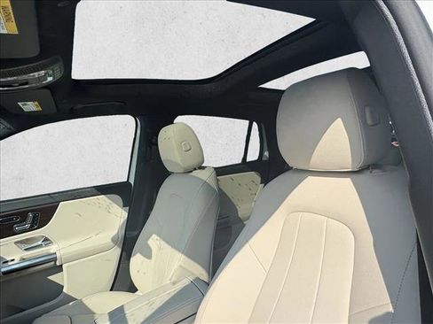 Certified 2026 Mercedes-Benz GLA 250 image 9