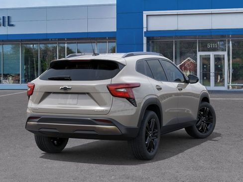 New 2026 Chevrolet Trax ACTIV FWD image 4