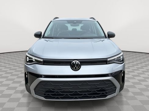 Certified 2025 Volkswagen Taos S w/ Taos MDO Package image 8